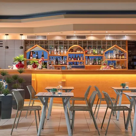 Pefkos View Apartahotel 4*